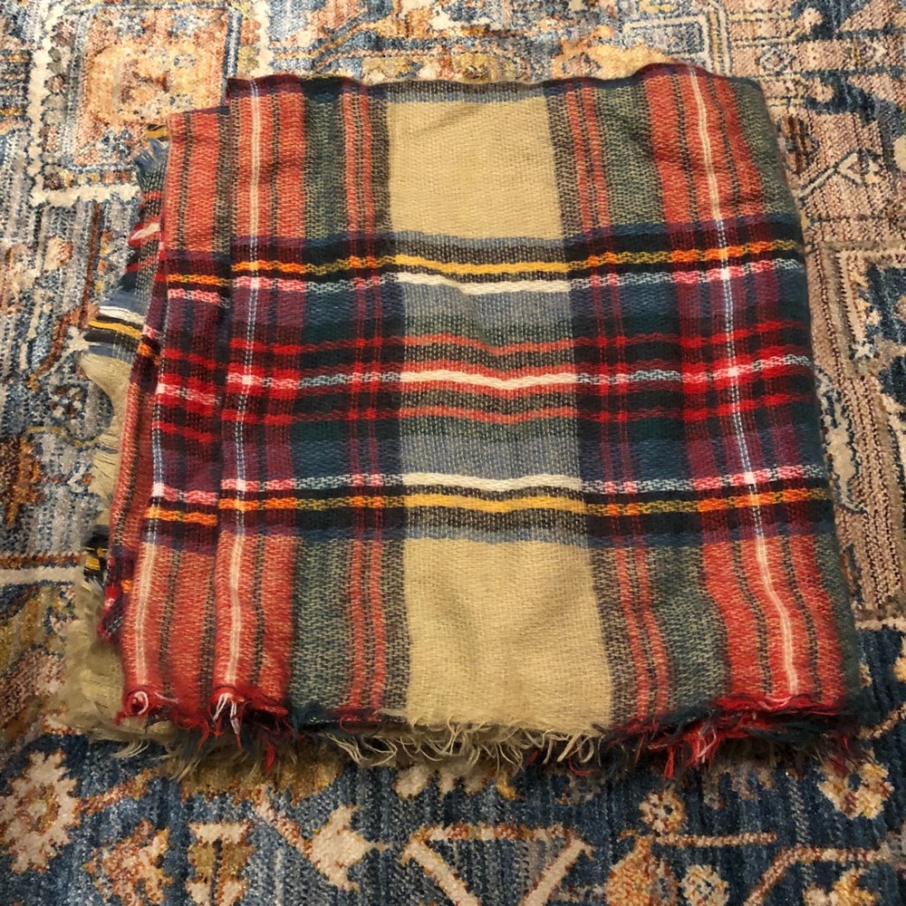 2 plaid Zara scarves